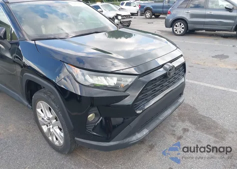 2019 Toyota Rav4 Xle Premium z USA, uszkodzony, nr VIN 2T3A1RFV0KW067639